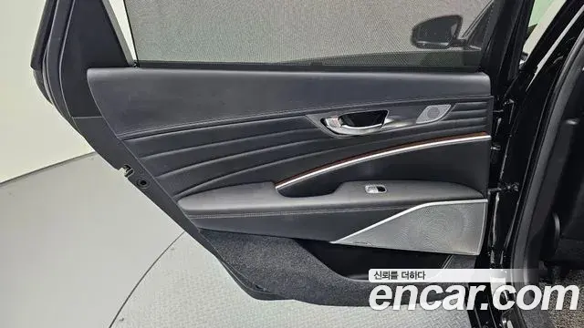 Kia The K9 2020 — Photo 32/33