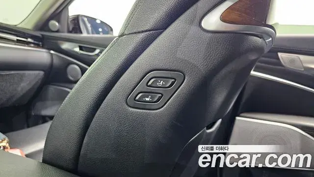 Kia The K9 2020 — Photo 23/33