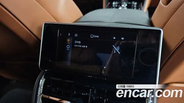 Bentley Flying Spur 2022 — ფოტო 40/44