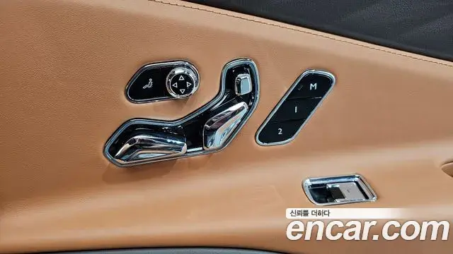 Bentley Flying Spur 2022 — ფოტო 15/44