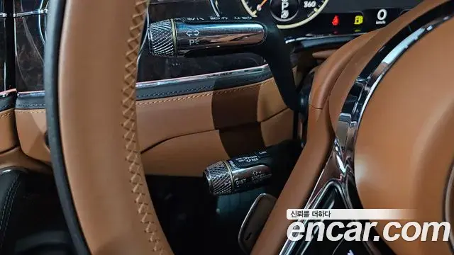 Bentley Flying Spur 2022 — ფოტო 2/44
