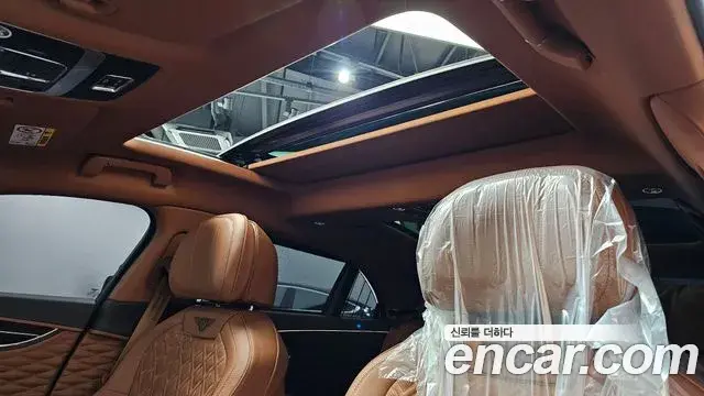 Bentley Flying Spur 2022 — ფოტო 10/44