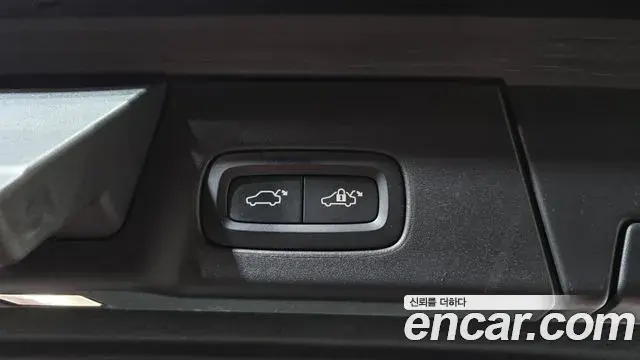 Volvo V90 Cross Country 2019 — ფოტო 4/20