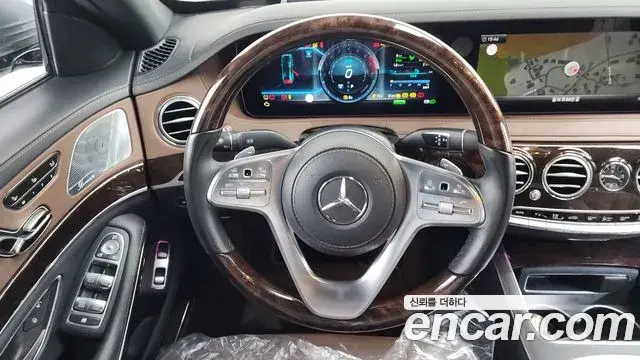 Mercedes-Benz S-Class 2020 — Фото 13/20
