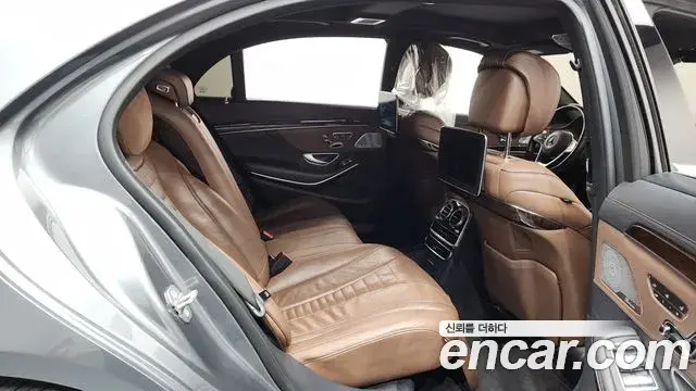 Mercedes-Benz S-Class 2020 — Фото 19/20