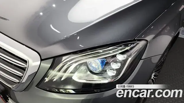 Mercedes-Benz S-Class 2020 — ფოტო 4/36