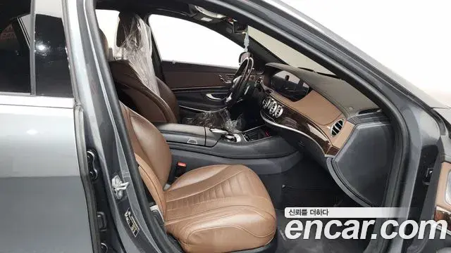 Mercedes-Benz S-Class 2020 — ფოტო 2/36