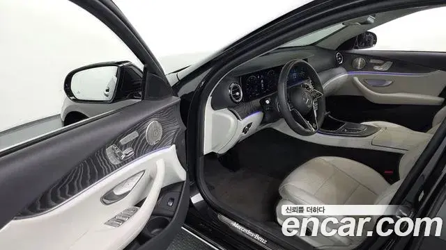 Mercedes-Benz E-Class 2022 — Şəkil 2/35
