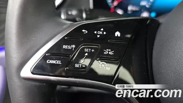 Mercedes-Benz E-Class 2022 — Şəkil 21/35