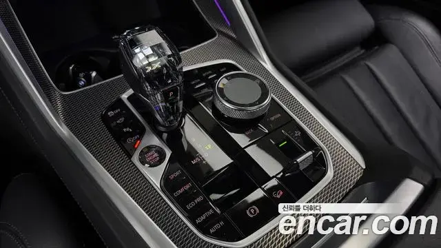 BMW X6 2022 — Photo 29/33