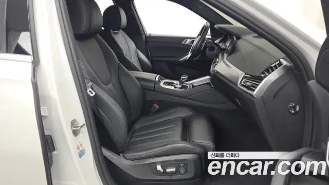 BMW X6 2022 — Photo 2/33