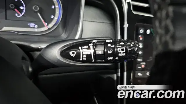 Hyundai Tucson Hybrid 2023 — Photo 9/30