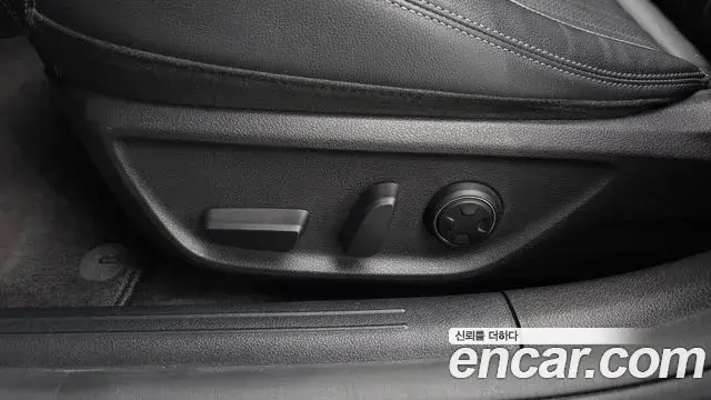 Genesis G70 2021 — Şəkil 16/35
