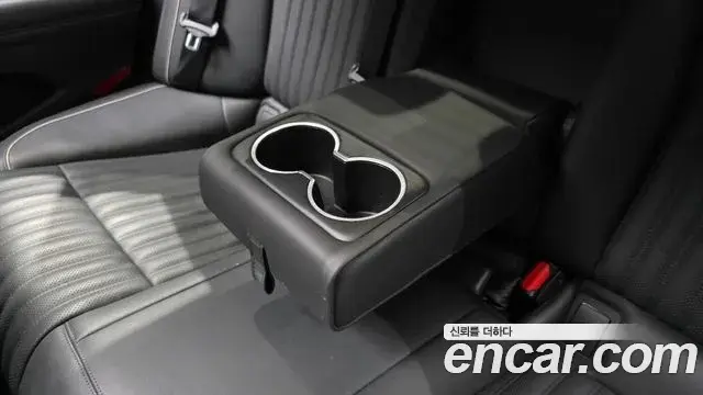 Genesis G70 2021 — Şəkil 33/35