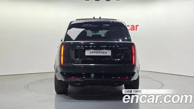 Land Rover Range Rover 2025 — ფოტო 19/20