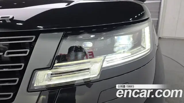 Land Rover Range Rover 2025 — ფოტო 11/20