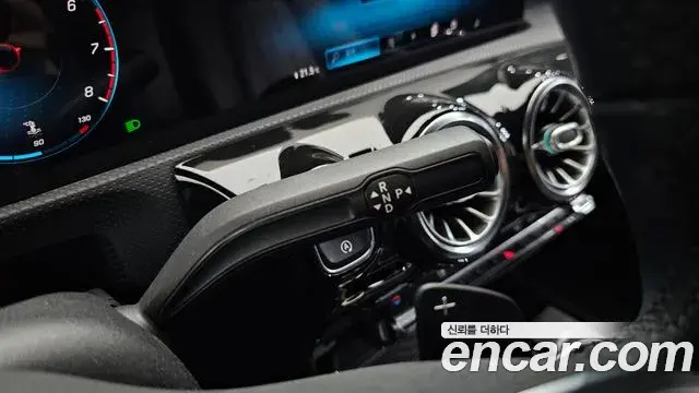 Mercedes-Benz A-Class 2021 — Фото 9/20