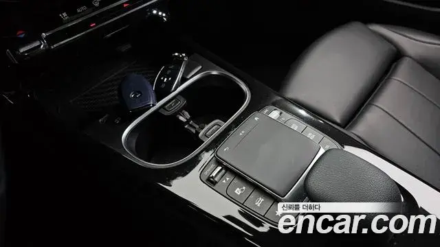 Mercedes-Benz A-Class 2021 — Фото 16/20