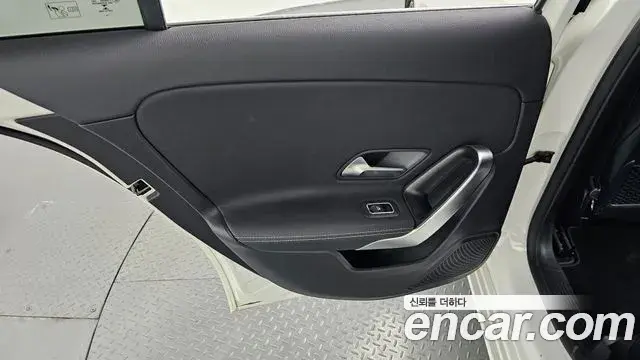 Mercedes-Benz A-Class 2021 — ფოტო 9/32