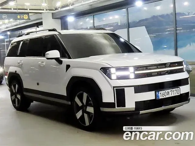 Hyundai Santa Fe 2025 — Photo 1/20