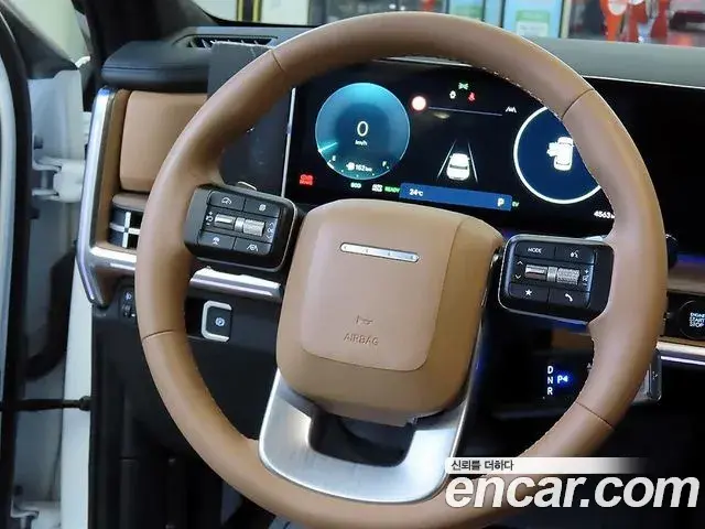 Hyundai Santa Fe 2025 — Photo 18/20