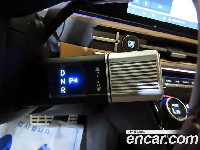 Hyundai Santa Fe 2025 — Photo 14/20