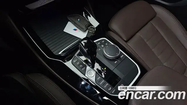 BMW X4 2025 — Şəkil 18/33