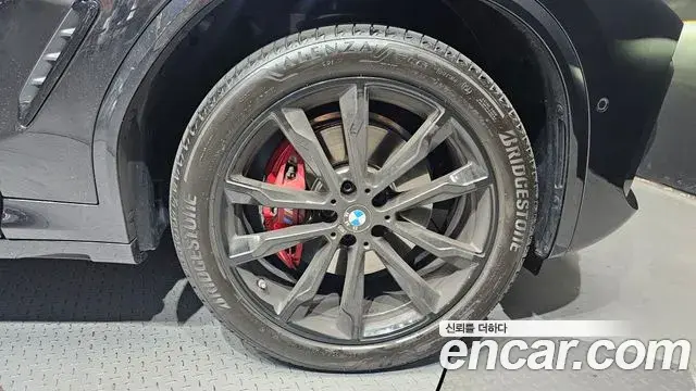 BMW X4 2025 — Şəkil 10/33