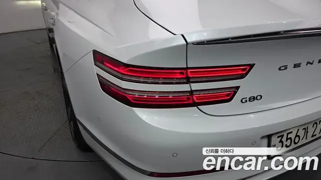 Genesis G80 2022 — ფოტო 27/39