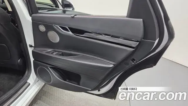 Genesis G80 2022 — ფოტო 21/39