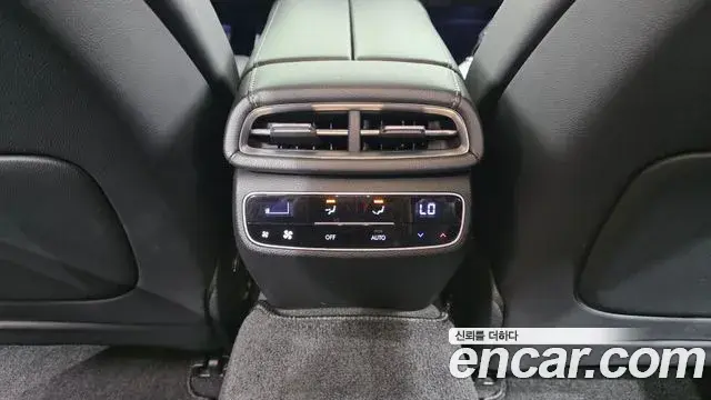 Genesis G80 2022 — ფოტო 10/39