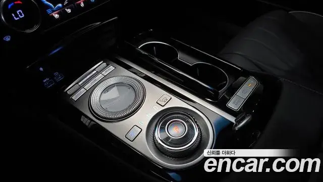 Genesis Electrified G80 2020 — Фото 9/20