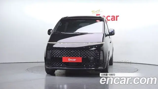 Hyundai Staria 2025 — Şəkil 7/31