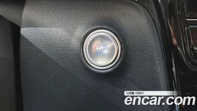 Hyundai Staria 2025 — Şəkil 20/31