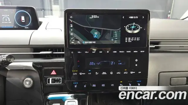 Hyundai Staria 2025 — Şəkil 28/31
