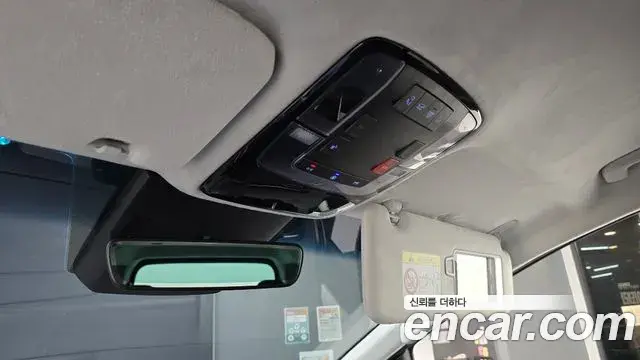 Hyundai Staria 2025 — Şəkil 5/31