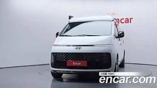 Hyundai Staria 2024 — ფოტო 2/20