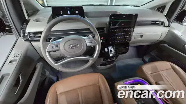 Hyundai Staria 2024 — ფოტო 9/20