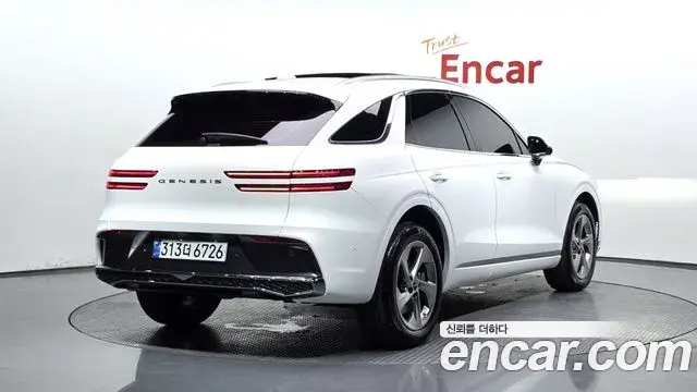 Genesis GV70 2025 — ფოტო 17/33