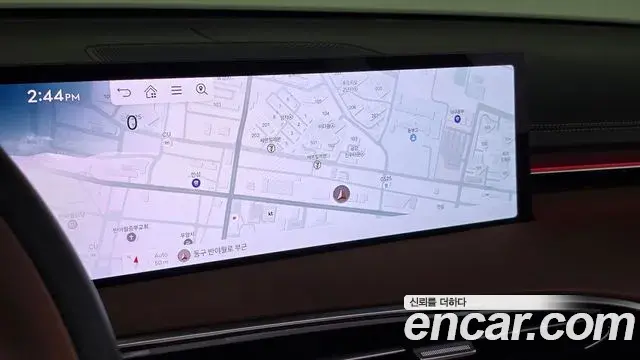 Genesis GV70 2025 — ფოტო 25/33