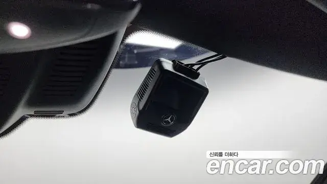 Mercedes-Benz AMG GT 2021 — ფოტო 19/35
