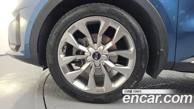 Kia Sorento 2020 — Фото 5/20