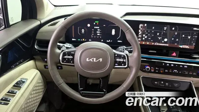 Kia Carnival 2024 — ფოტო 4/20