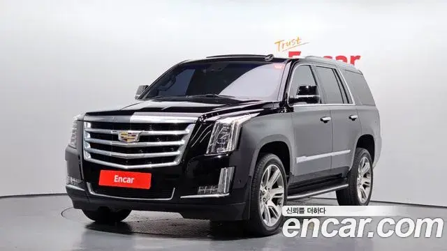 Cadillac Escalade 2018 — Фото 1/20