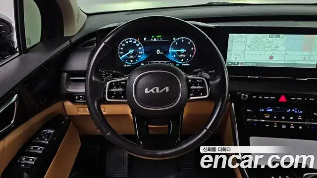Kia Carnival 2022 — Фото 13/20