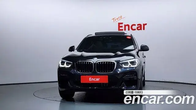 BMW X4 2020 — Şəkil 33/35