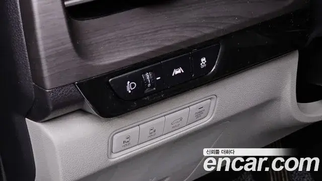 Kia Carnival 2022 — Photo 14/20