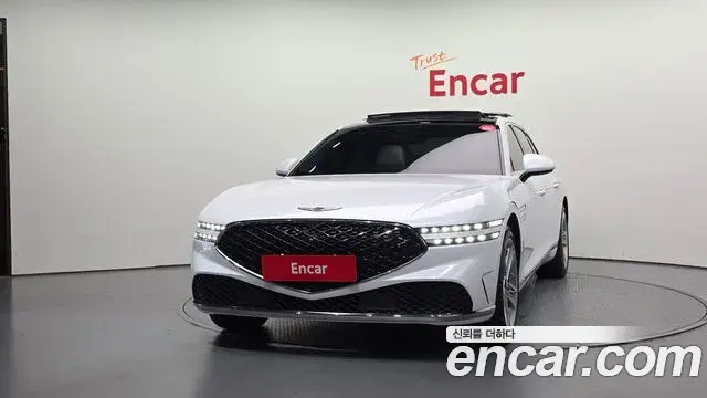 Genesis G90 2022 — ფოტო 8/37
