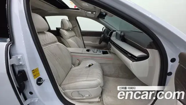 Genesis G90 2022 — ფოტო 12/37