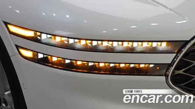 Genesis G90 2022 — ფოტო 16/37